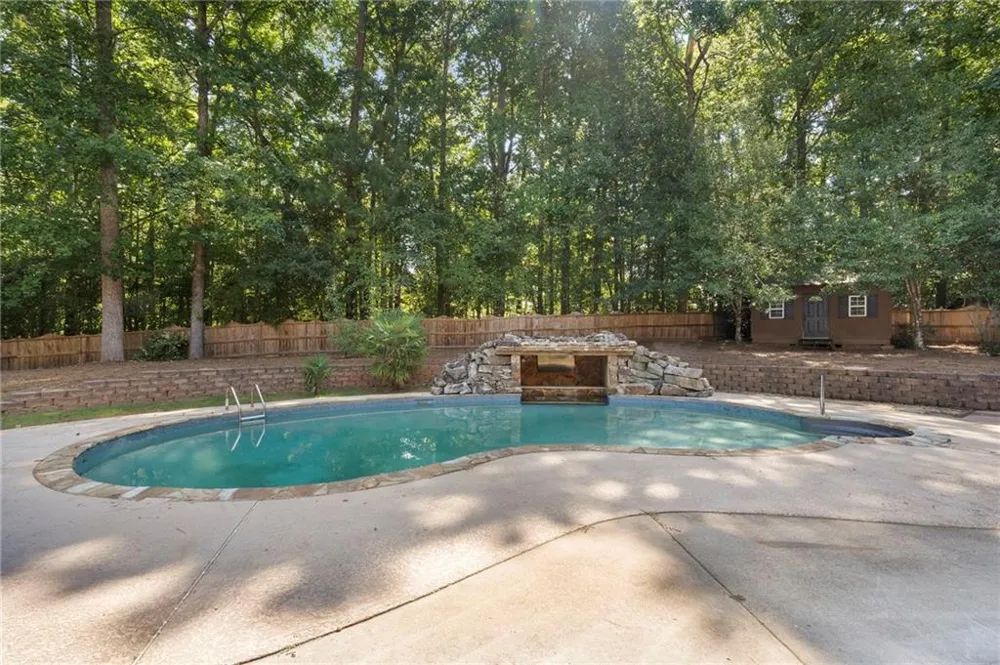 405 Island Cove Drive Newnan, GA 30263