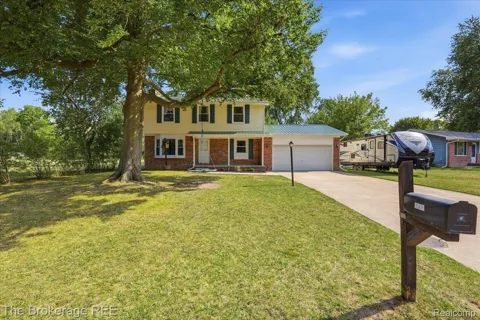 7112 Popplewood Drive