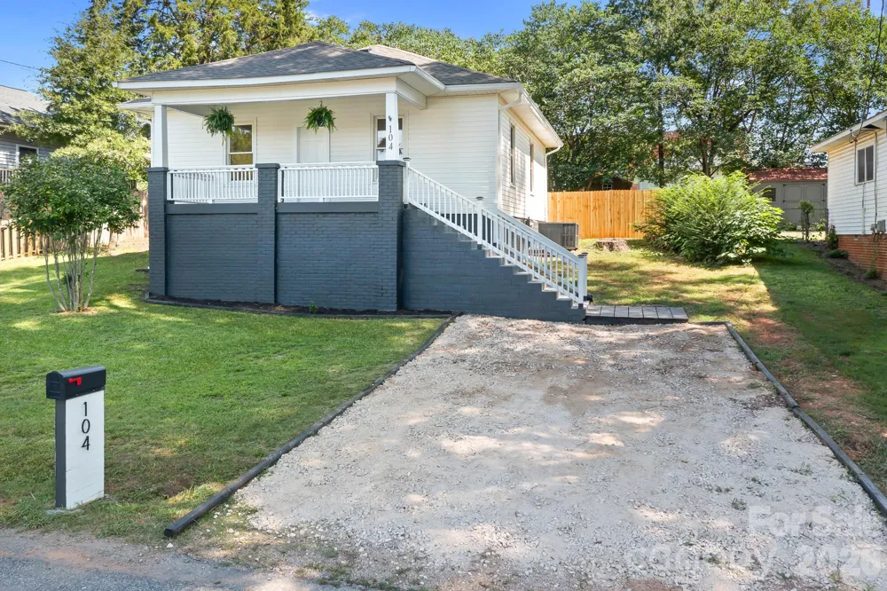 104 1st Avenue China Grove, NC 28023