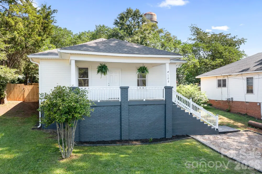 104 1st Avenue China Grove, NC 28023