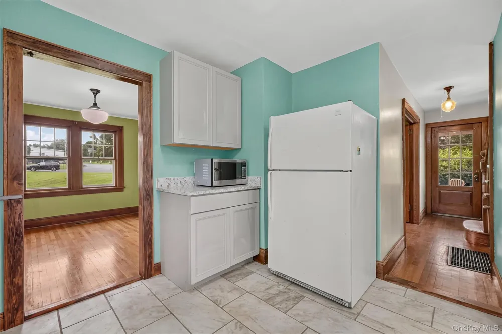 71 North Road Highland, NY 12528