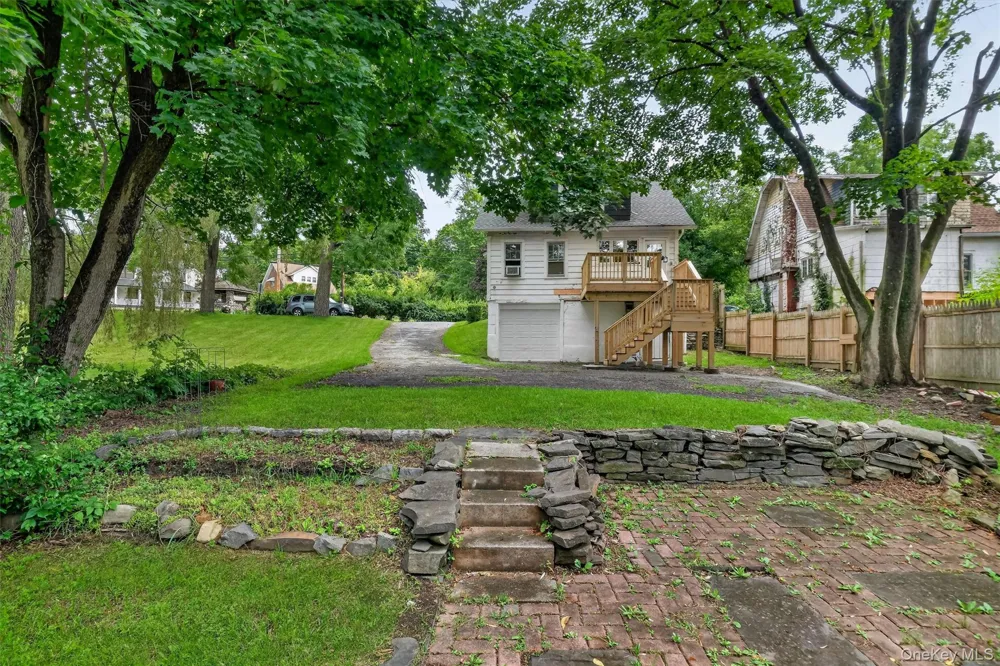 71 North Road Highland, NY 12528