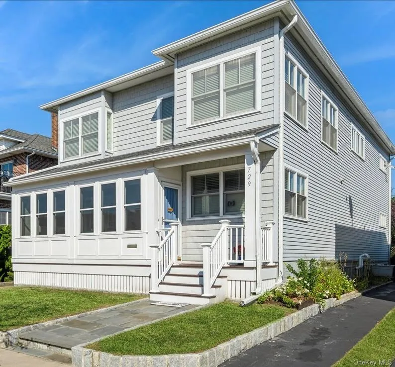 729 W Penn Street Long Beach, NY 11561