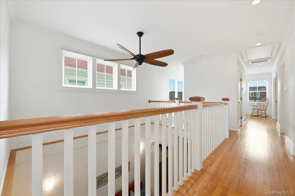 729 W Penn Street Long Beach, NY 11561