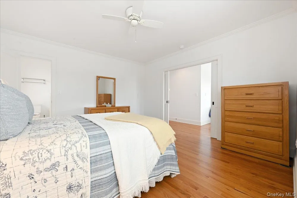 729 W Penn Street Long Beach, NY 11561