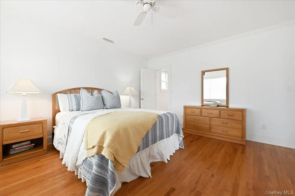 729 W Penn Street Long Beach, NY 11561