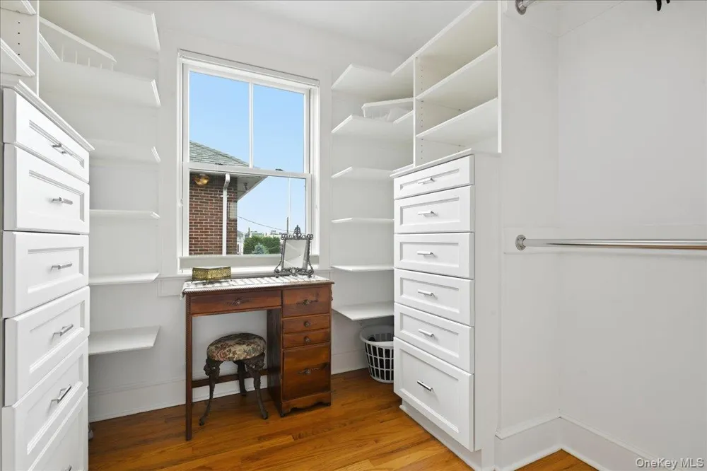 729 W Penn Street Long Beach, NY 11561