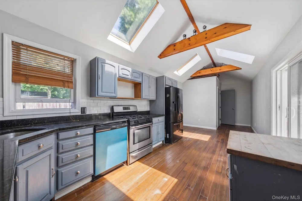 10 Dutchess Avenue Wappingers Falls, NY 12590