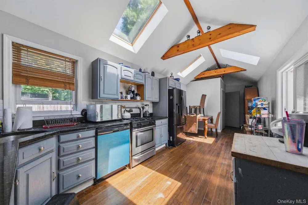 10 Dutchess Avenue Wappingers Falls, NY 12590