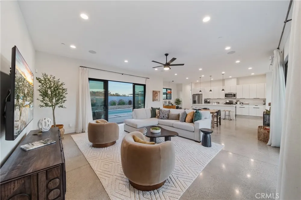59096 Nelson Yucca Valley, CA 92284