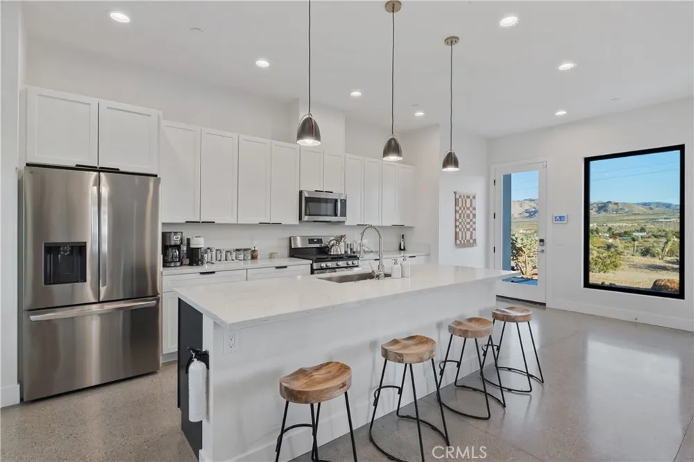 59096 Nelson Yucca Valley, CA 92284