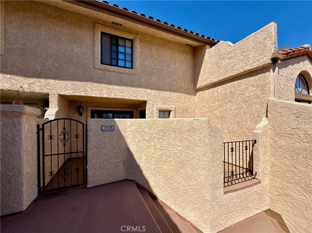 3935 W 182nd W Torrance, CA 90504