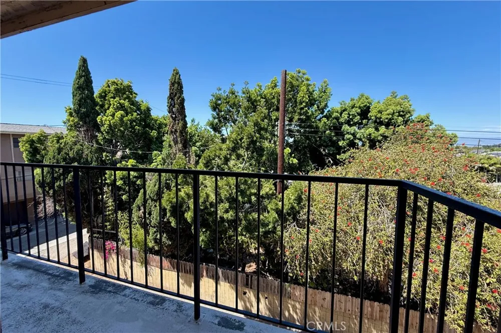 3935 W 182nd W Torrance, CA 90504
