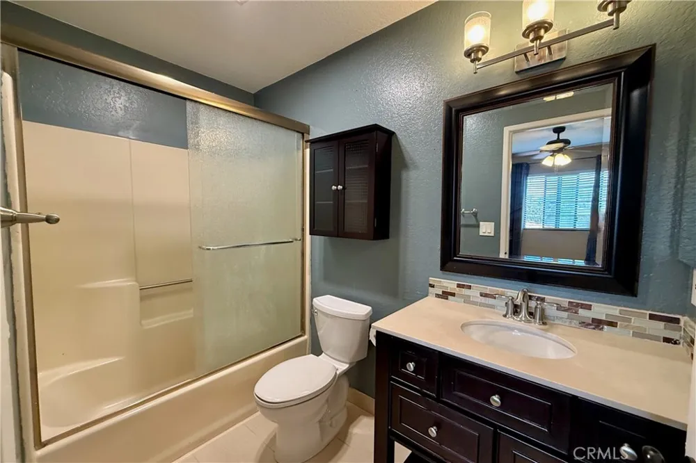 3935 W 182nd W Torrance, CA 90504