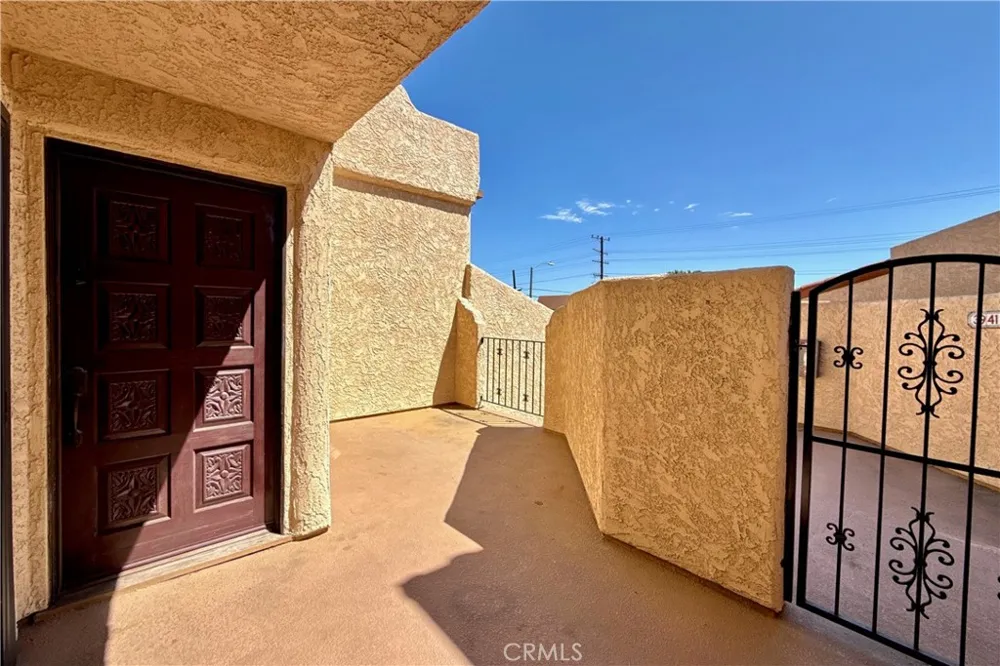 3935 W 182nd W Torrance, CA 90504