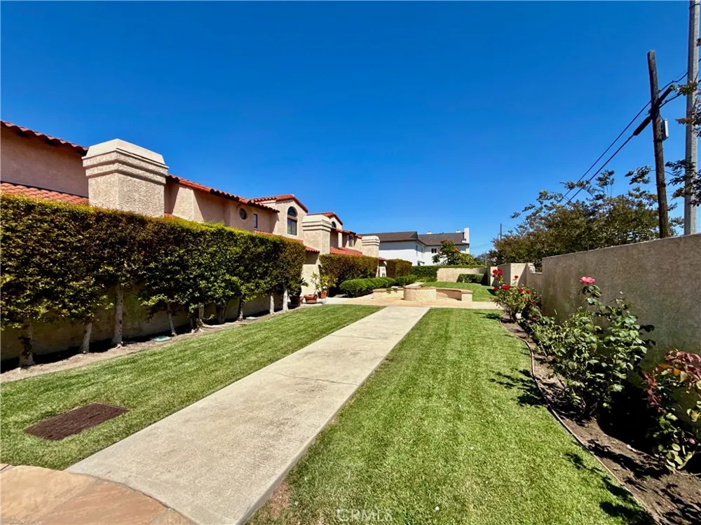 3935 W 182nd W Torrance, CA 90504