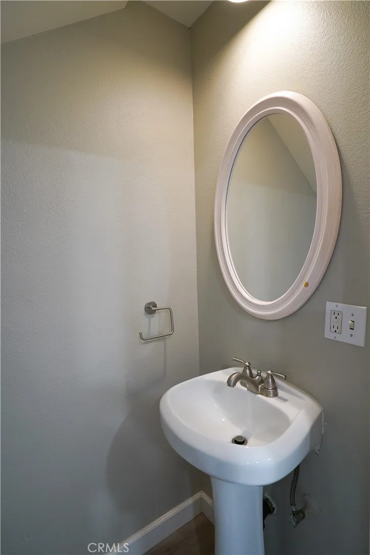 320 12th Street #12 Seal Beach, CA 90740
