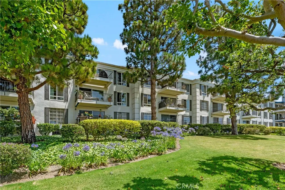 200 Mcneil #215 Newport Beach, CA 92663