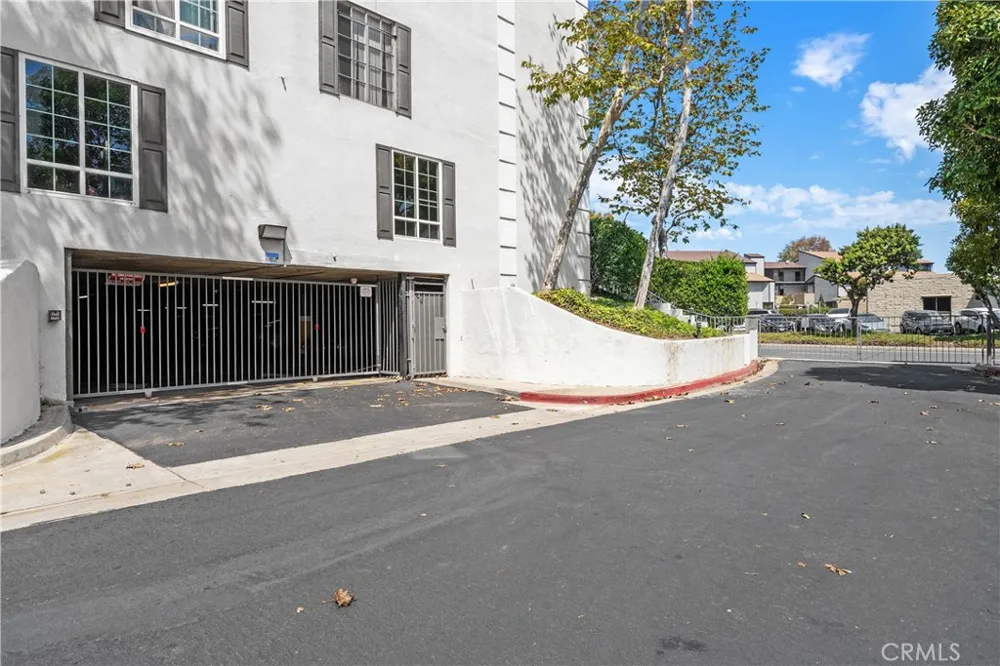 200 Mcneil #215 Newport Beach, CA 92663