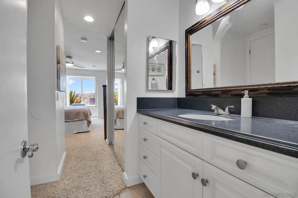 999 Pacific #B326 Oceanside, CA 92054