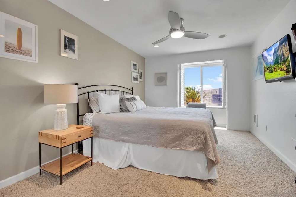 999 Pacific #B326 Oceanside, CA 92054