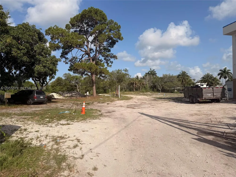 1417 Florian Dr Dania Beach, FL 33004