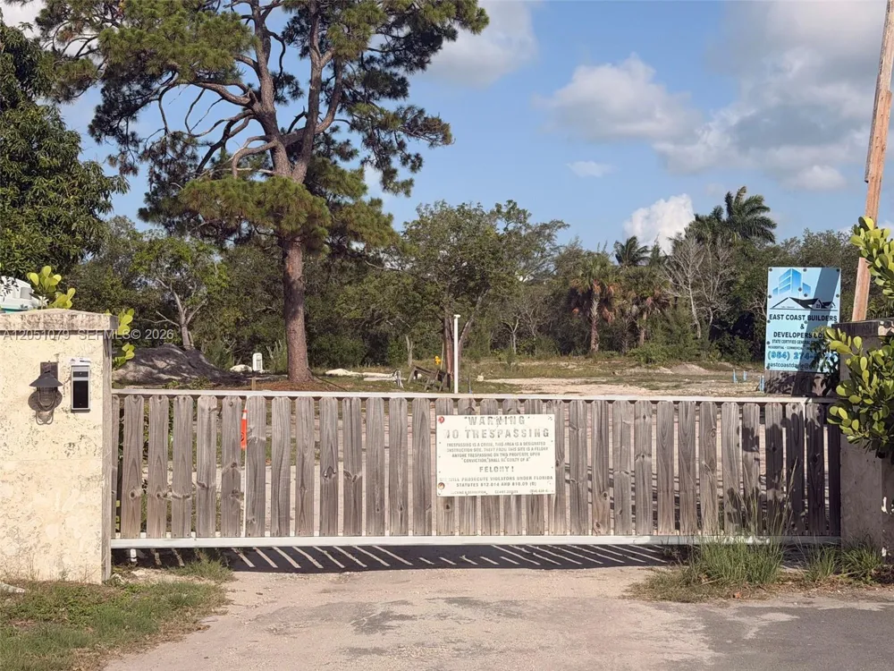 1417 Florian Dr Dania Beach, FL 33004