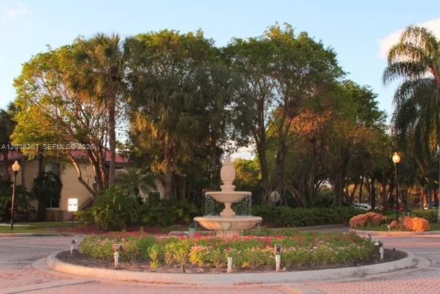 10749 Cleary Blvd #206 Plantation, FL 33324