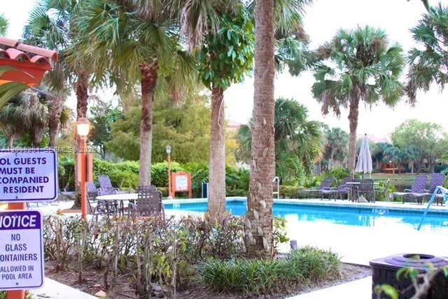 10749 Cleary Blvd #206 Plantation, FL 33324