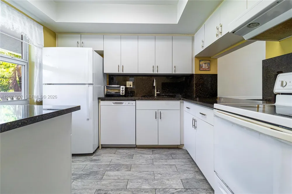 9780 Marina Blvd #424 Boca Raton, FL 33428
