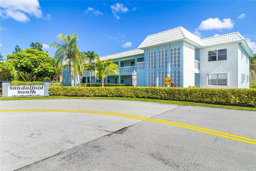 9780 Marina Blvd #424 Boca Raton, FL 33428