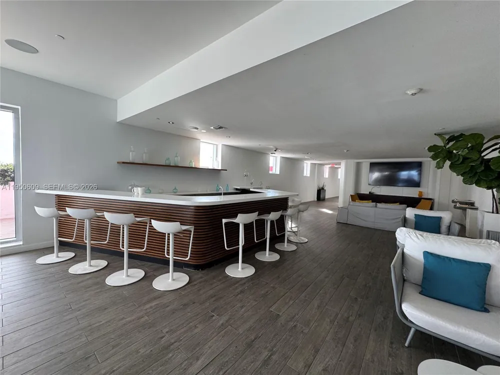 2602 E Hallandale Beach Blvd #R409 Hallandale Beach, FL 33009