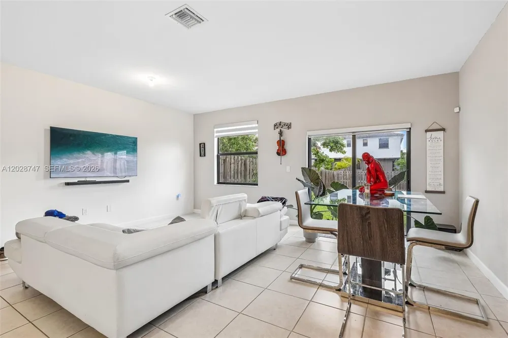 25345 SW 108th Ave Homestead, FL 33032
