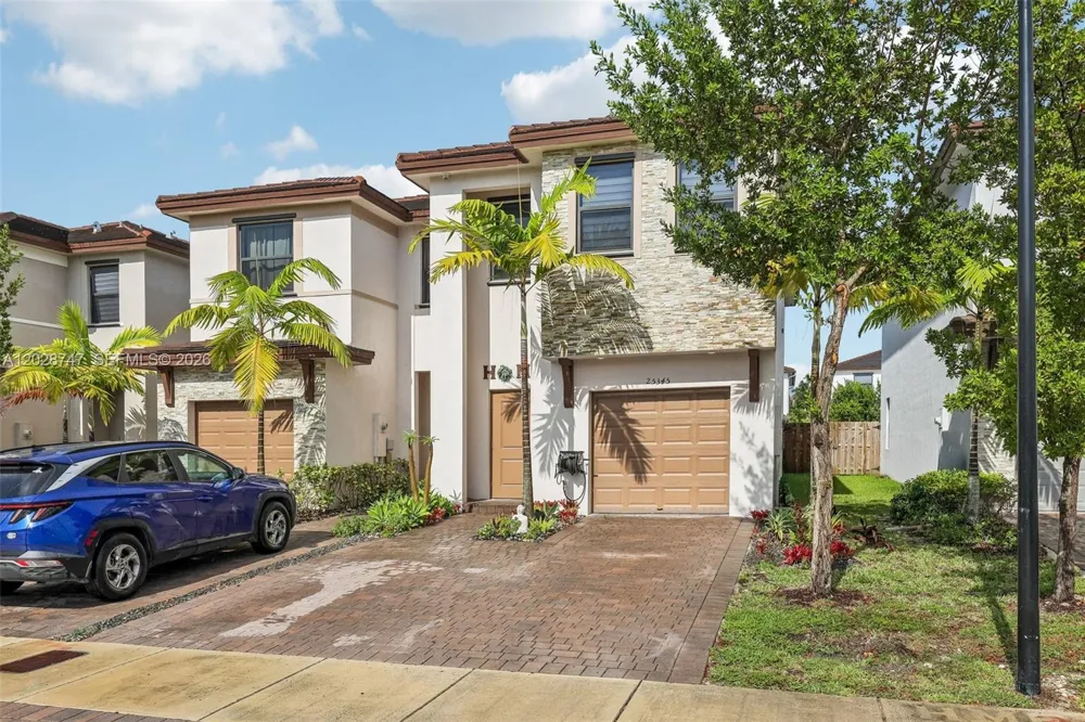 25345 SW 108th Ave Homestead, FL 33032