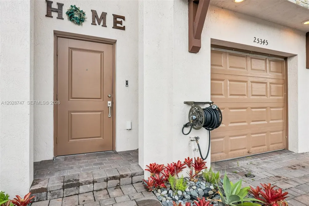 25345 SW 108th Ave Homestead, FL 33032
