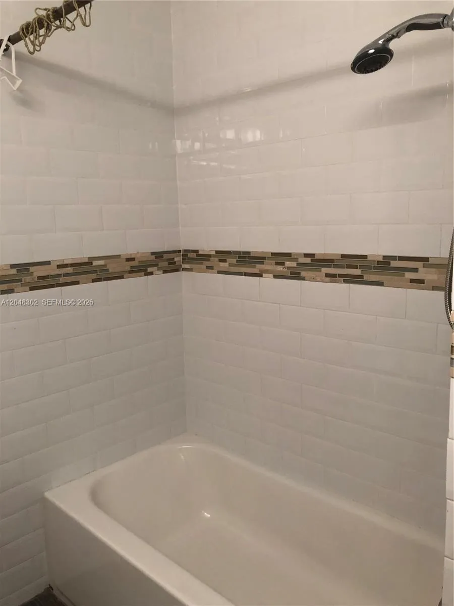 836 NW 82nd Ave #3 Plantation, FL 33324