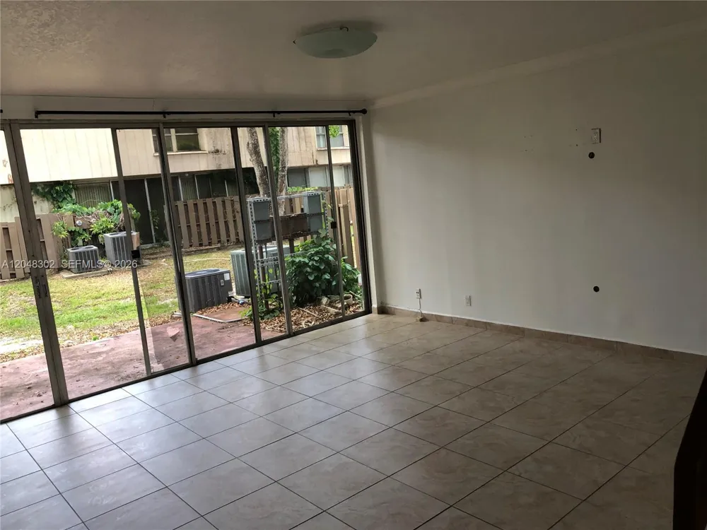 836 NW 82nd Ave #3 Plantation, FL 33324