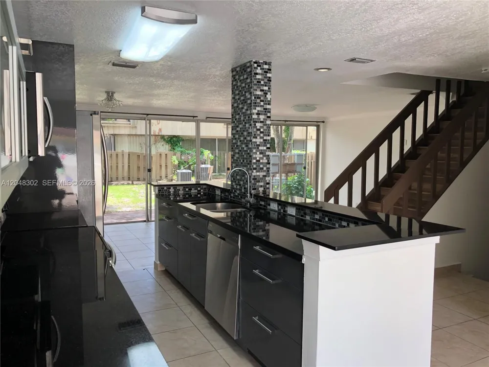 836 NW 82nd Ave #3 Plantation, FL 33324