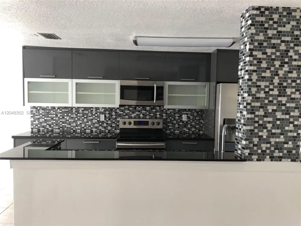 836 NW 82nd Ave #3 Plantation, FL 33324