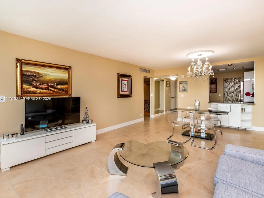 1410 S Ocean Dr #905 Hollywood, FL 33019