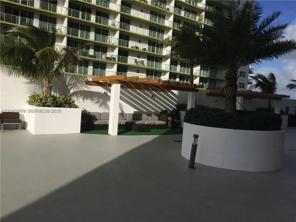 1750 Bayshore Dr #4912 Miami, FL 33132