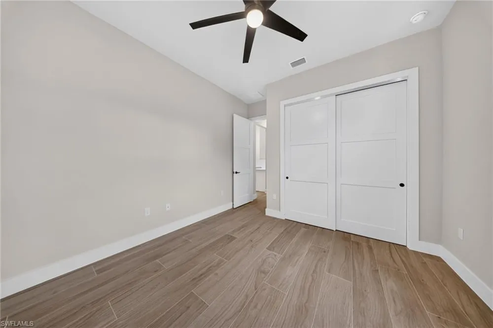 2594 50TH AVENUE NE Naples, FL 34120