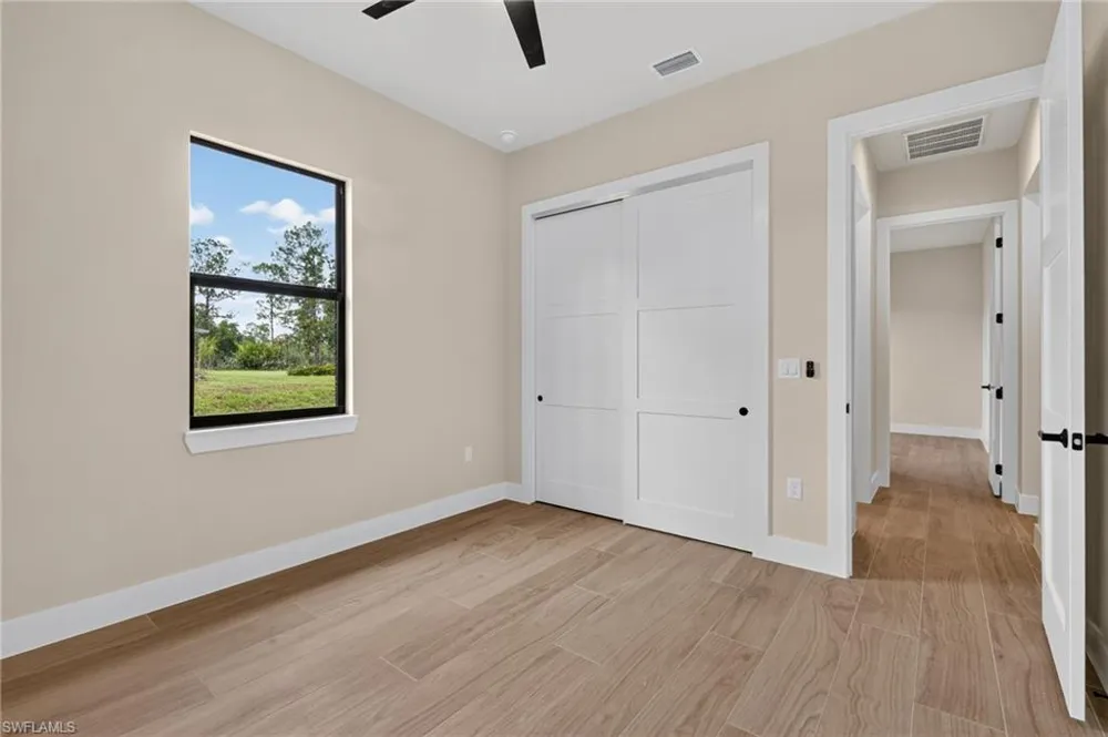 2594 50TH AVENUE NE Naples, FL 34120