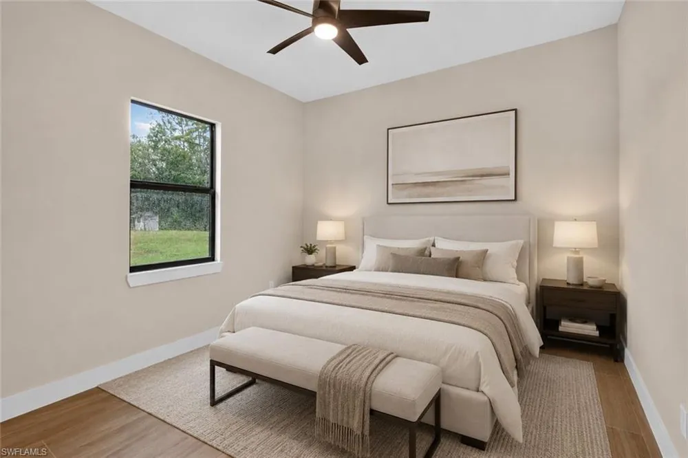 2594 50TH AVENUE NE Naples, FL 34120