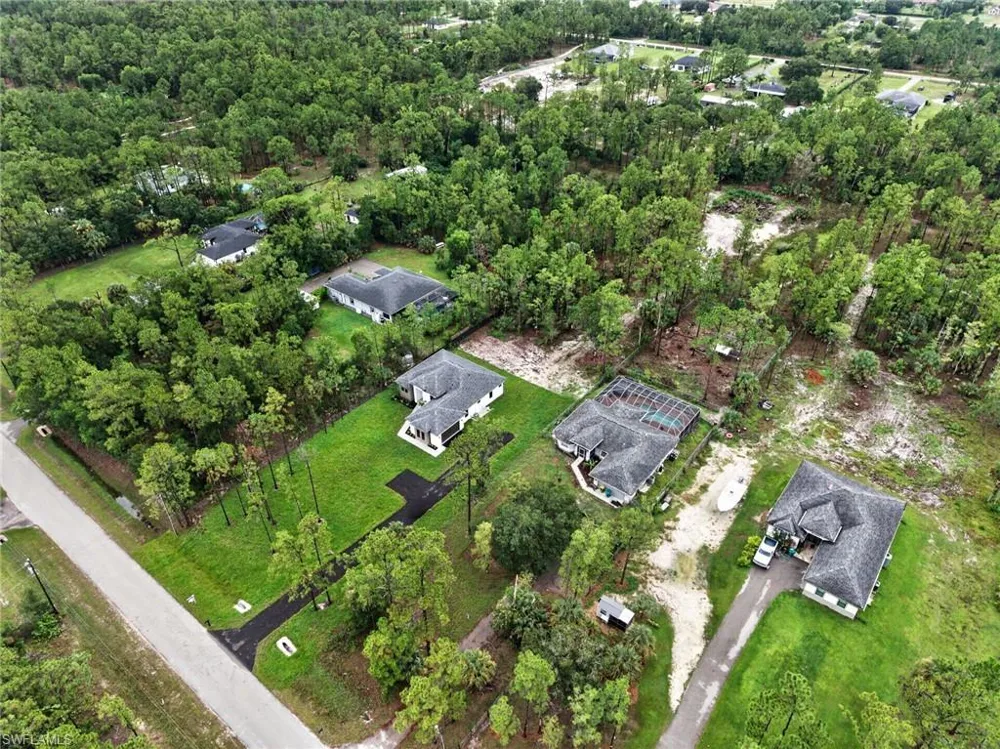 2594 50TH AVENUE NE Naples, FL 34120