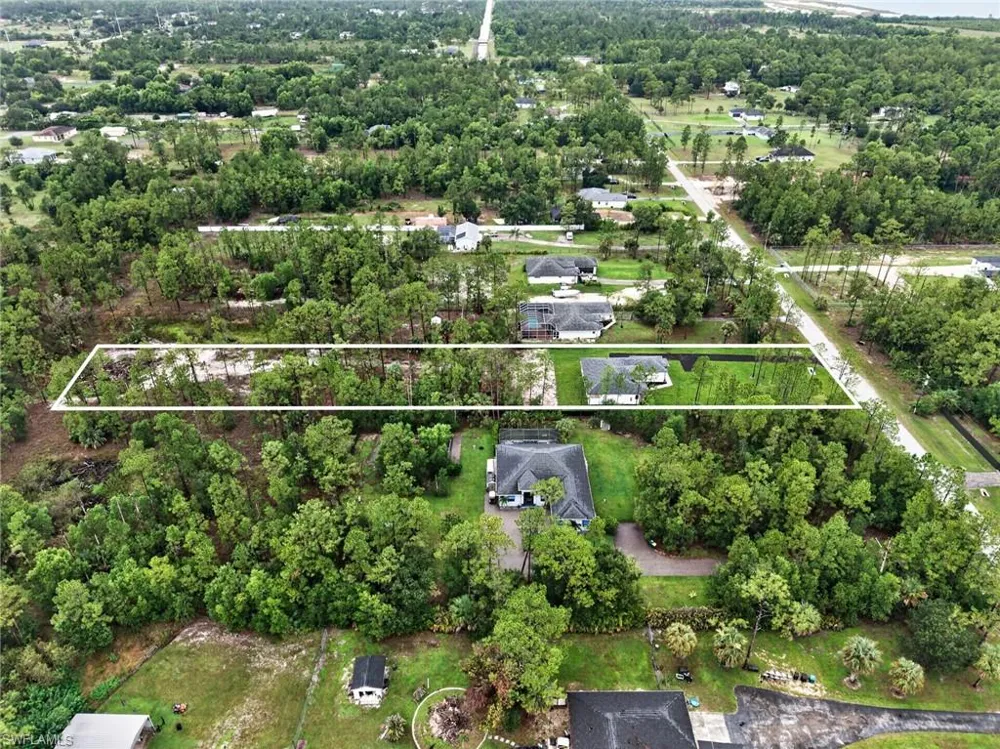 2594 50TH AVENUE NE Naples, FL 34120