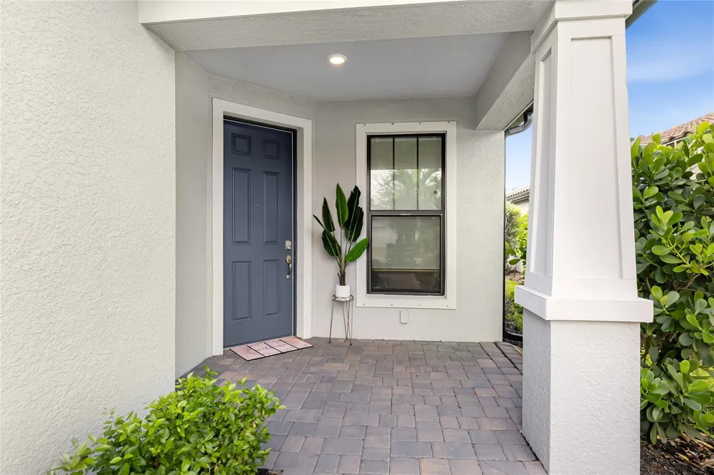 6323 CRESTED EAGLE LANE Nokomis, FL 34275