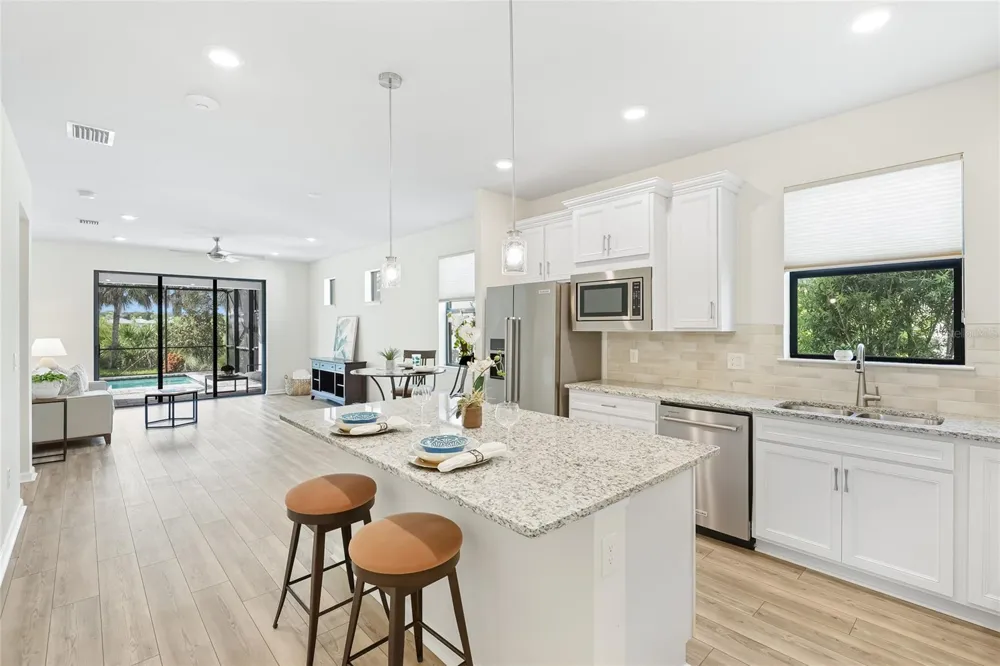 6323 CRESTED EAGLE LANE Nokomis, FL 34275