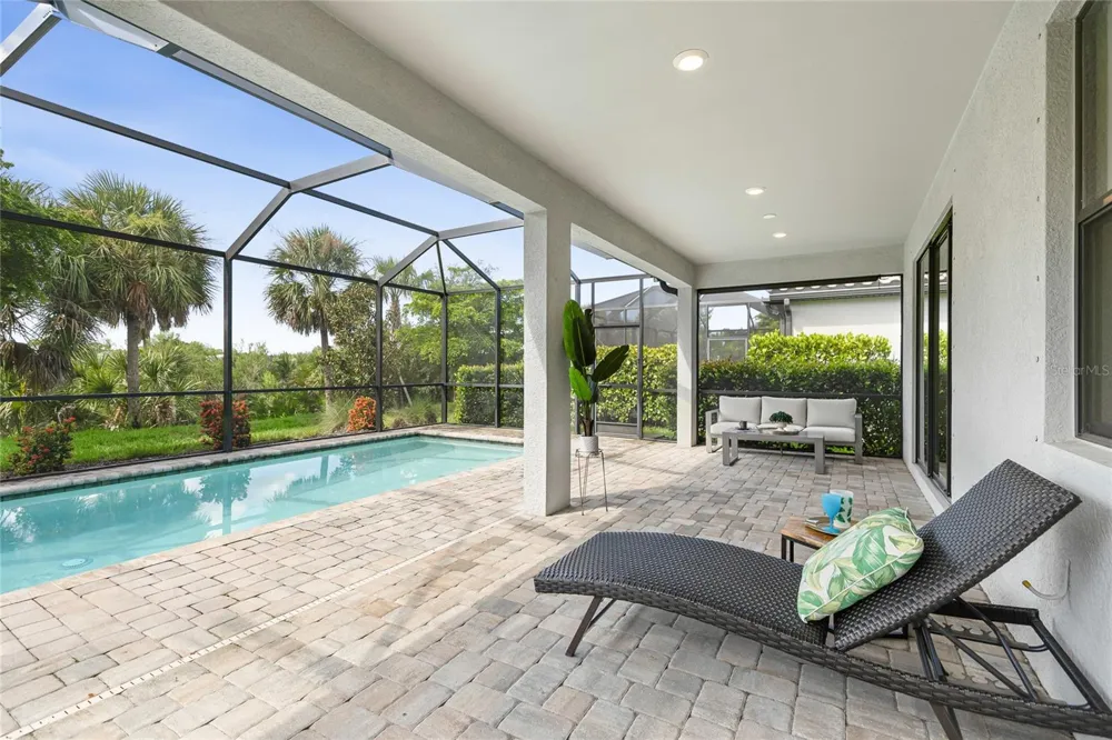 6323 CRESTED EAGLE LANE Nokomis, FL 34275