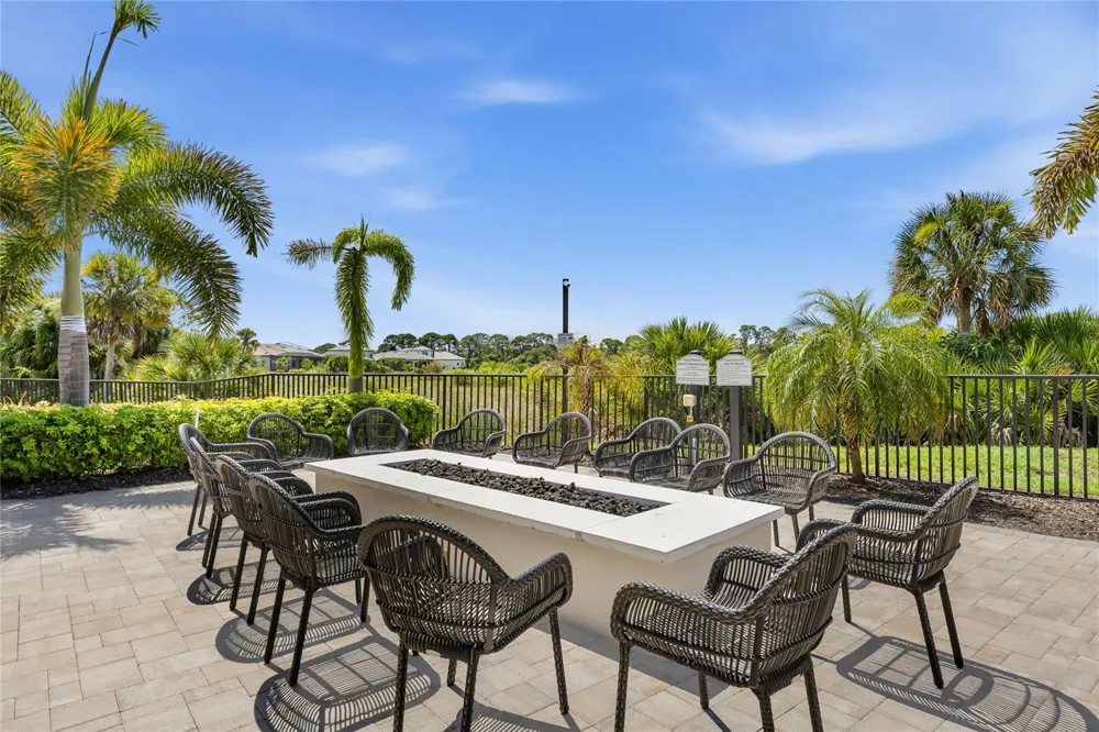 6323 CRESTED EAGLE LANE Nokomis, FL 34275